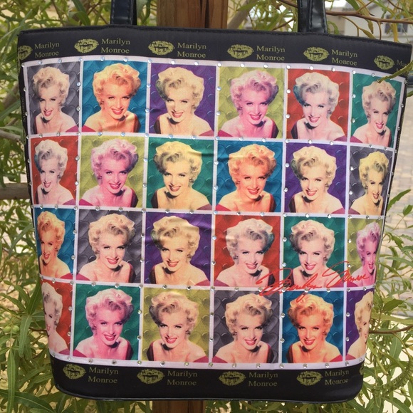 Purse - Picture 3 of 8